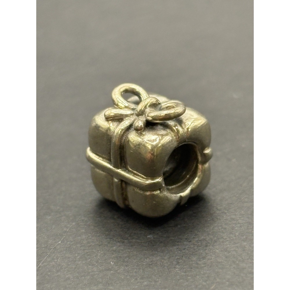 Pandora Sterling Silver Present Christmas Charm ALE H11
